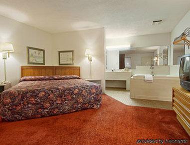 Sunset Inn Northlake Charlotte Ruang foto